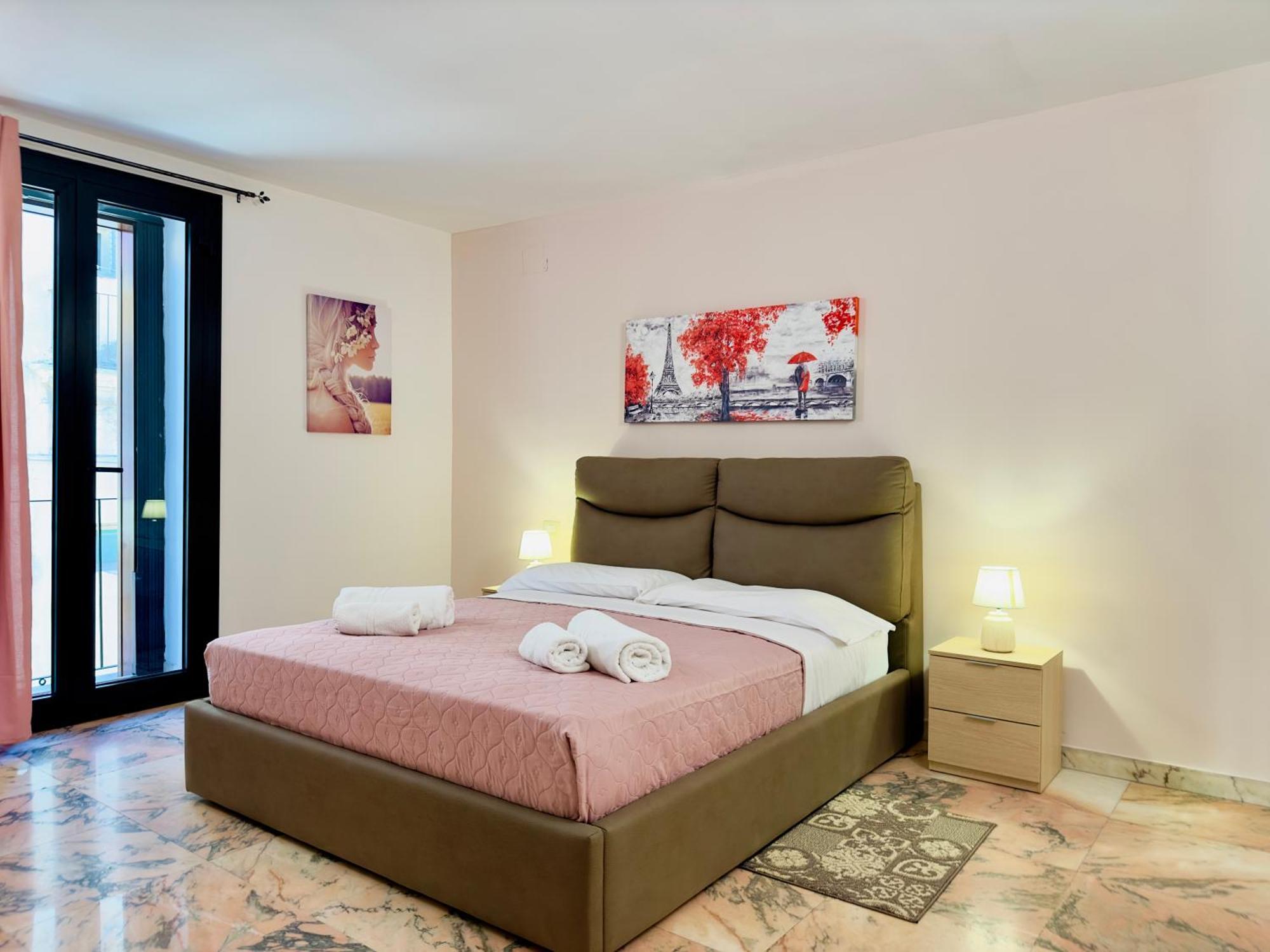 Unique Rooms In Centro Citta Bagno Privato E Climatizzatore Ragusa Exterior foto